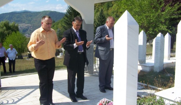 Obilazak sehidskog mezarja Kolijevke